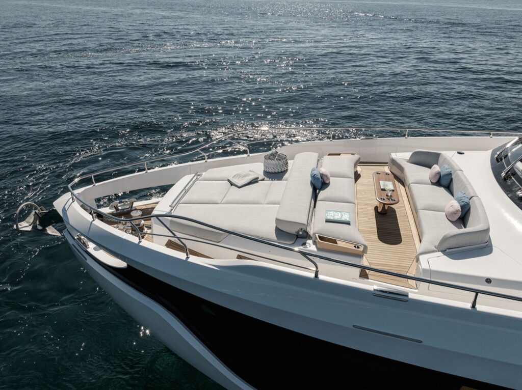 Azimut Grande 26M